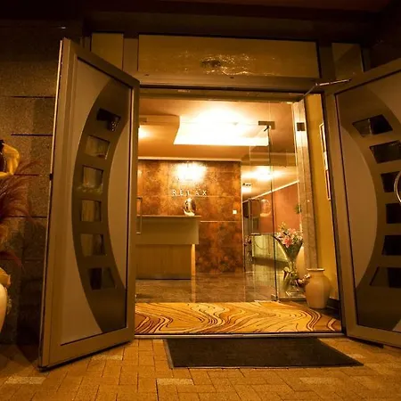 Relax Hotel 3*